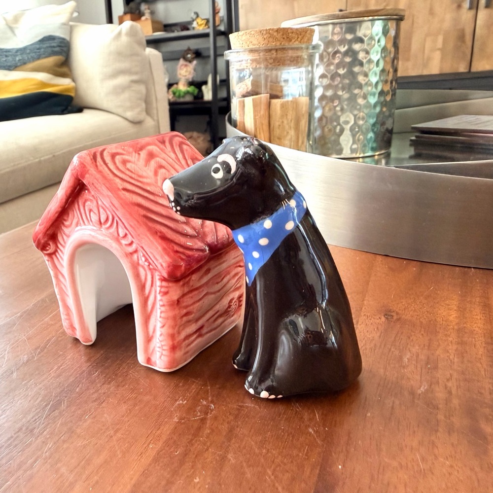 Ceramic Dog and House Salt & Pepper Set - Picture 2 of 10